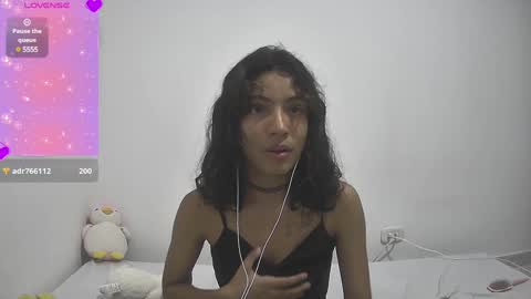 Helia Transfem and Amy online show from 01.01.25
