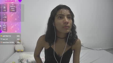 Helia Transfem and Amy online show from 01.01.25