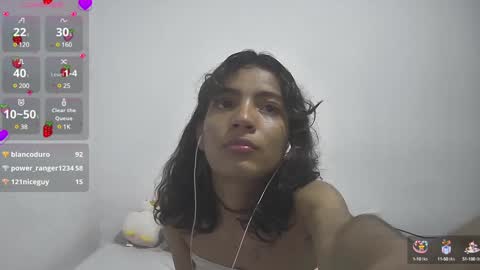 Helia Transfem and Amy online show from 01.06.25