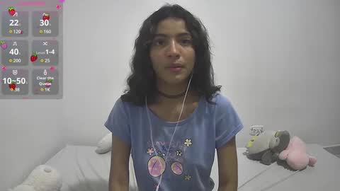 Helia Transfem and Amy online show from 01.12.25