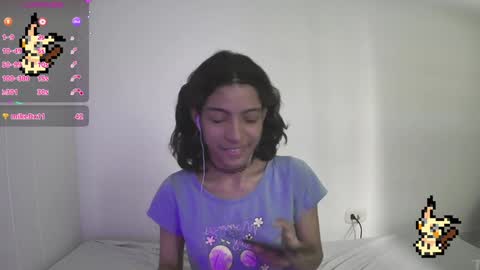 Helia Transfem and Amy online show from 01.28.25