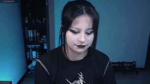 Snapshot of hell_dancer_ chatting on 05.12.26 Lexa online show from 05.12.26