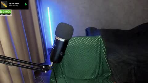 Red online show from 12.18.25