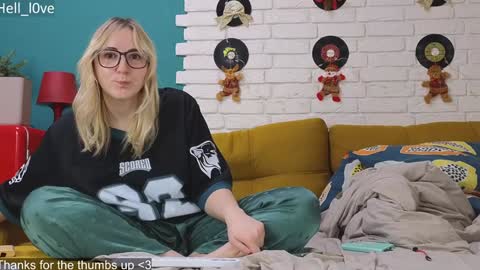 Snapshot of hell_l0ve chatting on 01.13.25 Anastasiia  online show from 01.13.25