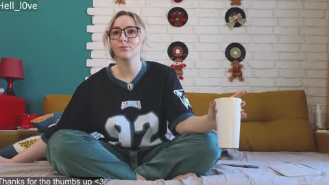Snapshot of hell_l0ve chatting on 01.14.25 Anastasiia  online show from 01.14.25