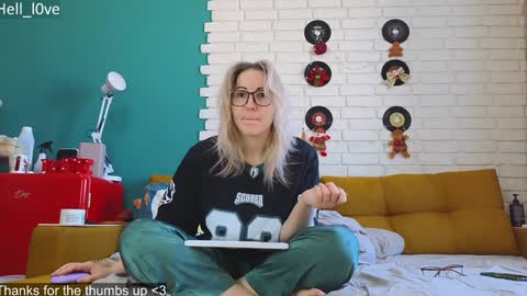 Snapshot of hell_l0ve chatting on 02.08.25 Anastasiia  online show from 02.08.25