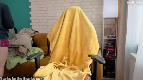 Snapshot of hell_l0ve chatting on 09.11.25 Anastasiia  online show from 09.11.25