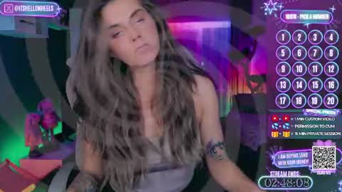 Snapshot of hell_on_heels_ chatting on 07.23.26 - show loyalty and subscribe - online show from 07.23.26
