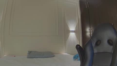 hellen_rice online show from 12.23.25