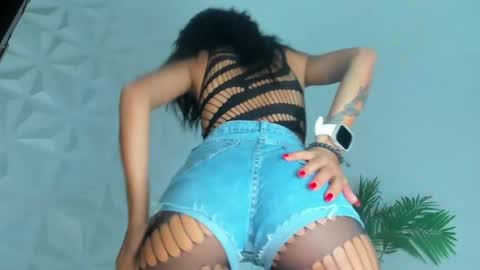 Snapshot of hellen_sky_ chatting on 05.29.26 hellen online show from 05.29.26
