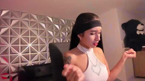 Hellen online show from 09.12.25