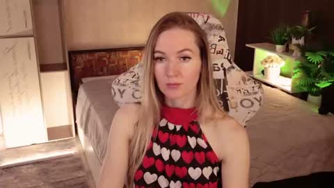 Snapshot of hello_lisha chatting on 07.01.26 Alisia Monday to Friday from 10 am to 4 pm GMT 2 online show from 07.01.26