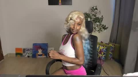 Snapshot of hellotitty_ chatting on 12.14.24 Sandy online show from 12.14.24