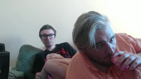 Snapshot of hellr4izer chatting on 12.20.25 Hayden Phirox online show from 12.20.25