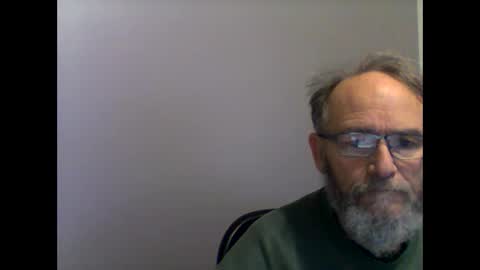 Snapshot of helopilot01 chatting on 01.11.25 helopilot01 online show from 01.11.25