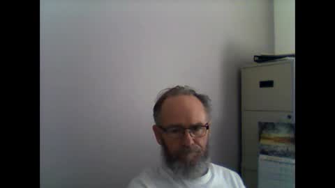 Snapshot of helopilot01 chatting on 01.12.25 helopilot01 online show from 01.12.25