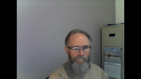 Snapshot of helopilot01 chatting on 02.09.25 helopilot01 online show from 02.09.25