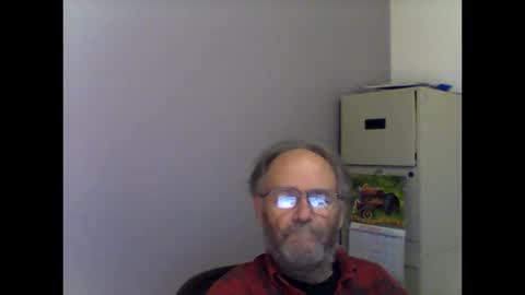 Snapshot of helopilot01 chatting on 10.10.25 helopilot01 online show from 10.10.25