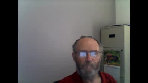 Snapshot of helopilot01 chatting on 10.17.25 helopilot01 online show from 10.17.25