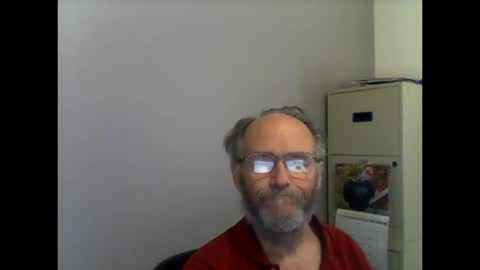 Snapshot of helopilot01 chatting on 10.18.25 helopilot01 online show from 10.18.25