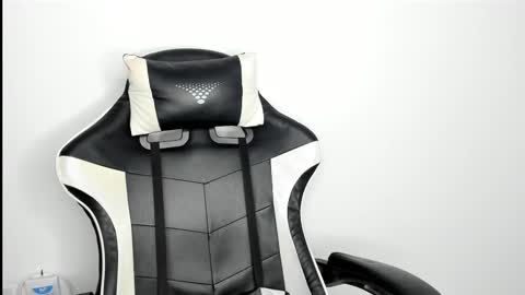 heluehorny13 online show from 02.12.25