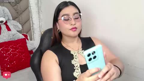 Zahira online show from 01.05.26