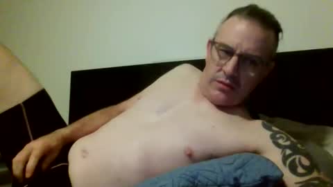 Snapshot of hempie1973 chatting on 04.25.26 hempie1973 online show from 04.25.26