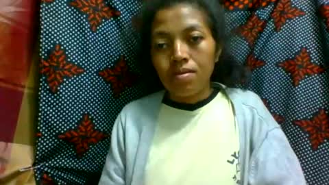 Snapshot of henitsaldy chatting on 07.14.26 henitsaldy online show from 07.14.26