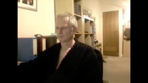 Snapshot of henri1964 chatting on 09.18.25 henri1964 online show from 09.18.25