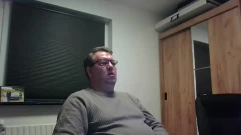 henrikrp1971 online show from 02.10.26