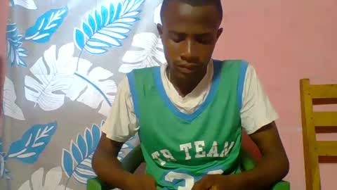 Adrian Honey online show from 02.18.25