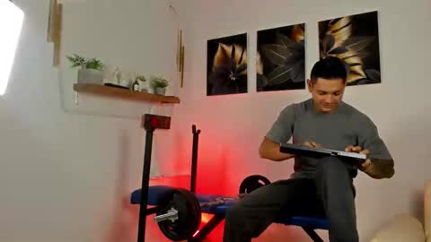 henrydouglas online show from 04.01.26