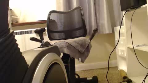 Snapshot of henryjxxx chatting on 09.30.25 henryjxxx online show from 09.30.25