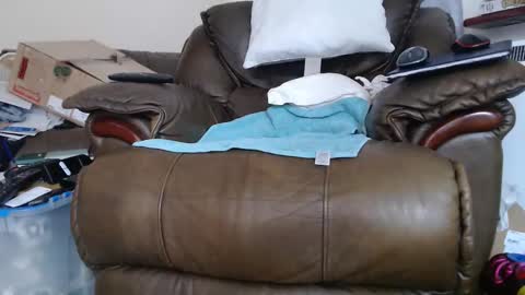 Snapshot of henryjxxx chatting on 10.03.25 henryjxxx online show from 10.03.25