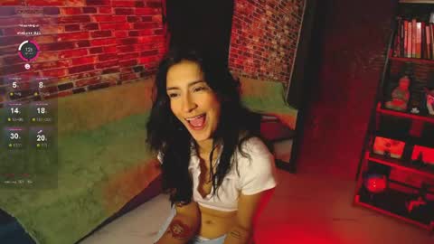 Snapshot of hera_069 chatting on 05.12.26 Hello I am Valentina independent Colombian model I love sensuality and pleasure welcome online show from 05.12.26
