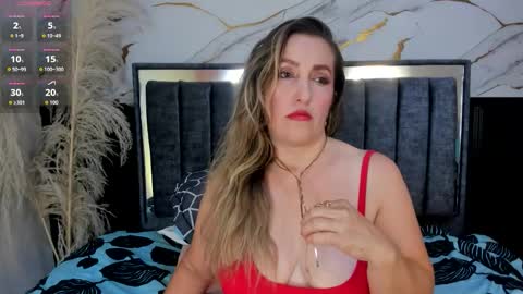 Snapshot of hera_godess chatting on 09.28.25 Hera godes online show from 09.28.25