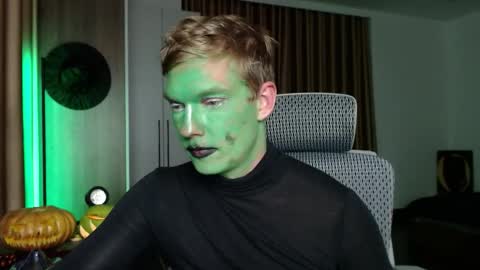 Gregblonde  Alextattoo online show from 10.31.25