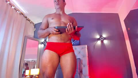 Snapshot of herculeswheeler chatting on 01.18.25 Hercules online show from 01.18.25