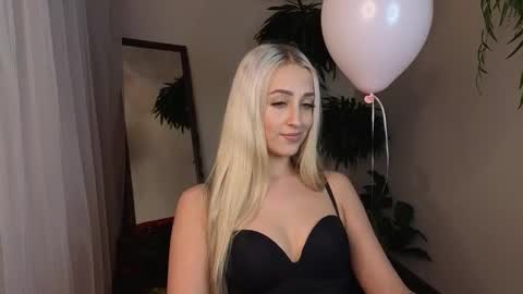 Elise online show from 02.15.26