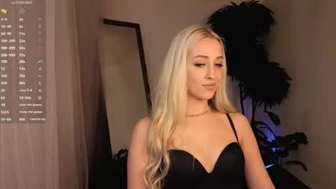 Elise online show from 03.15.26