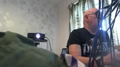 mature online show from 09.30.25