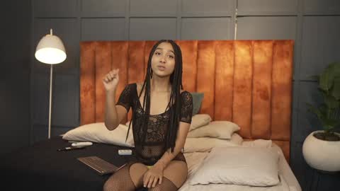 Hermione Scott online show from 01.10.25