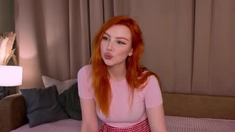 Snapshot of herthawonderly chatting on 09.08.25 Eve online show from 09.08.25