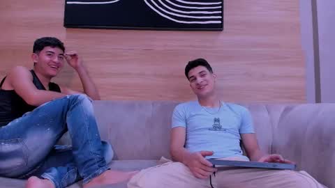 heteros men online show from 12.22.25