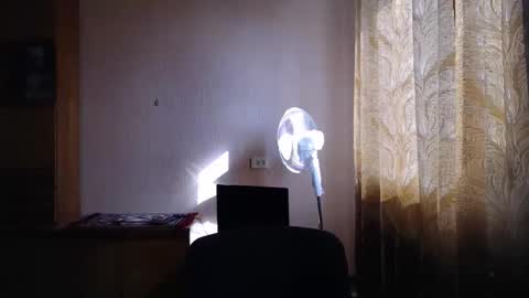 Snapshot of hettysouressx chatting on 04.15.26 HettySouressx online show from 04.15.26