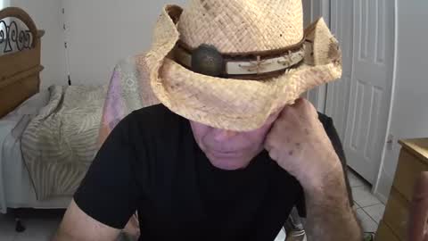 hewes1 online show from 02.04.25