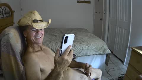 hewes1 online show from 02.12.25