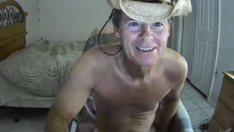 hewes1 online show from 02.24.25