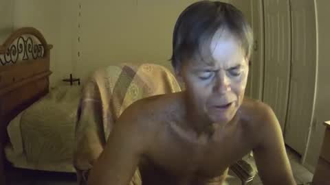 hewes1 online show from 12.21.25