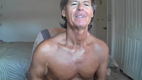 Snapshot of hewes1 chatting on 07.21.26 hewes1 online show from 07.21.26